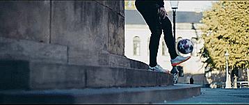 职业足球运动员教你如何颠球,足球教学颠球优质课