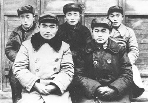 林彪手下第一虎将，40岁当上将，如今子女都是栋梁之材