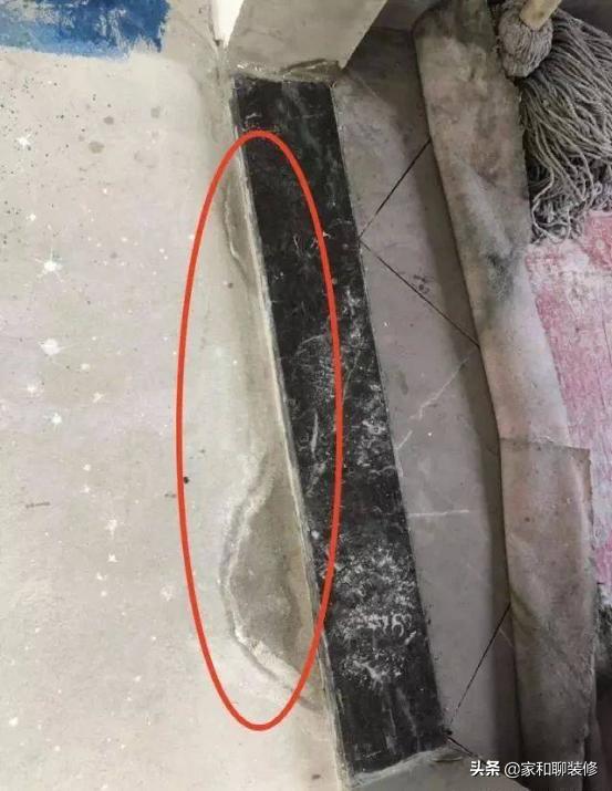 卫生间墙面渗水发霉解决方法,怎样区分卫生间渗水还是水管漏水