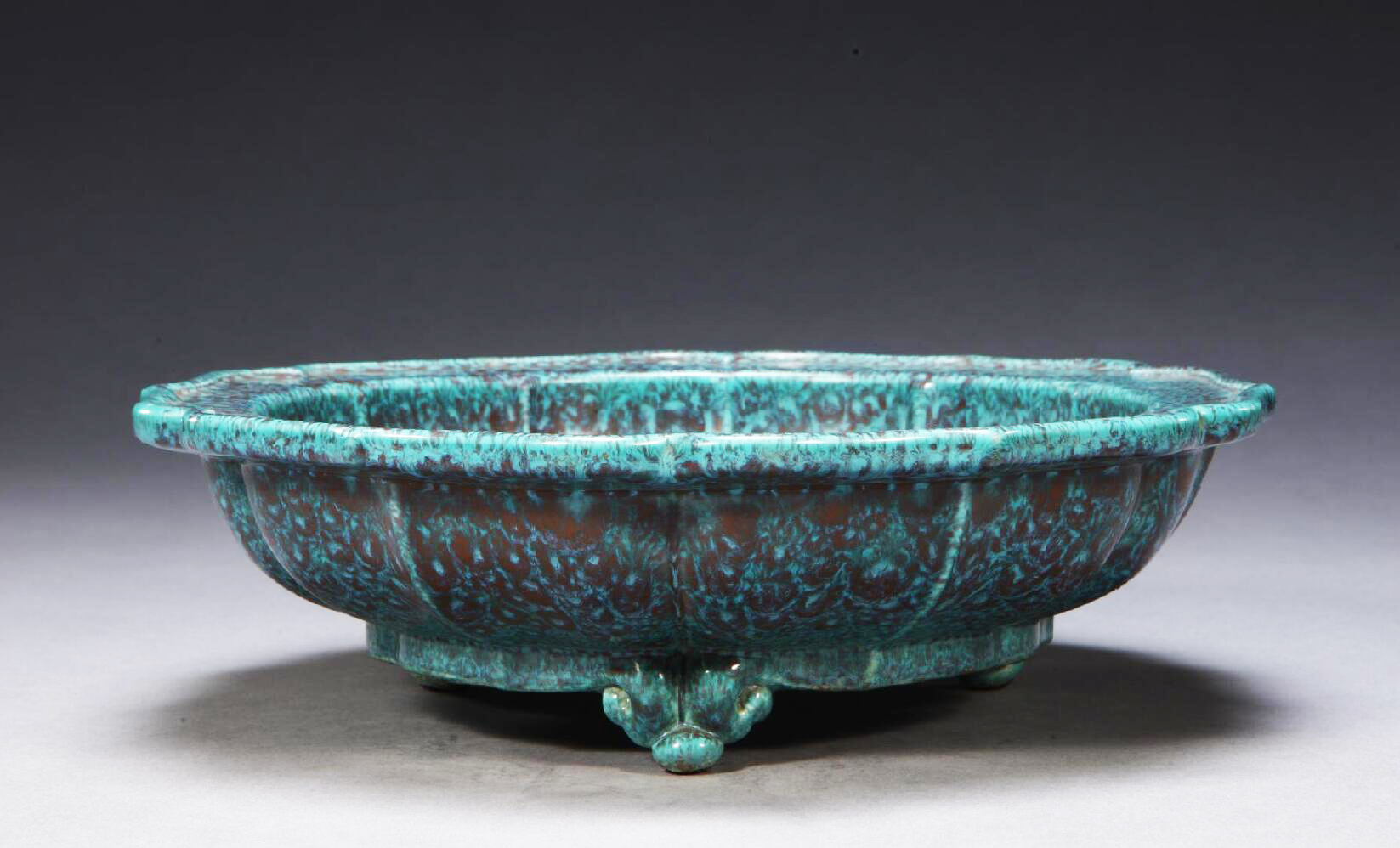 炉钧釉一色釉,洒蓝釉和炉钧釉的区别