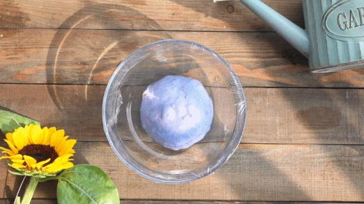 打发蛋白为什么要加柠檬汁,蛋白打发为啥还是稀