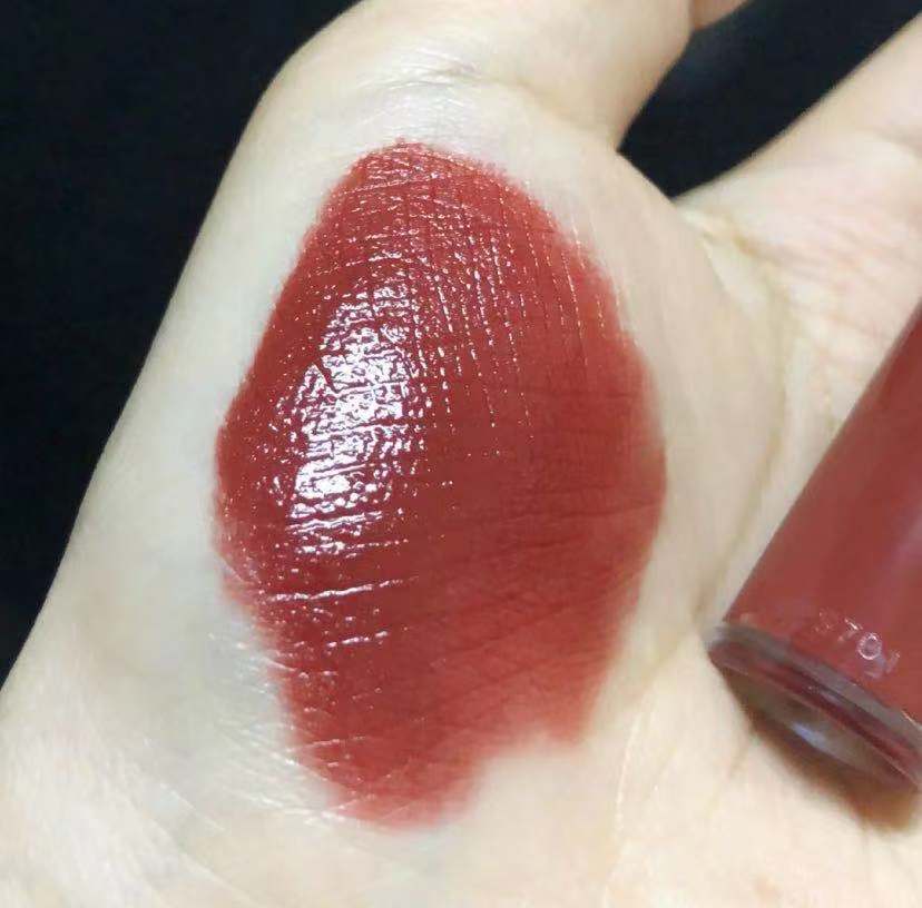 阿玛尼裸雾粉405试色,显嫩的阿玛尼色号