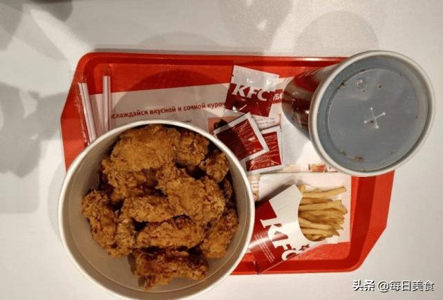 肯德基全家桶种类区别,肯德基全家桶对比国外