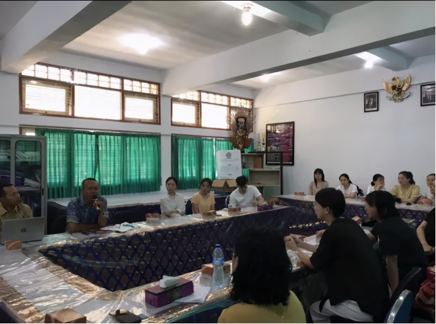 从贵州深山到肯尼亚边境，这个17岁女孩在寻找改变世界的方式