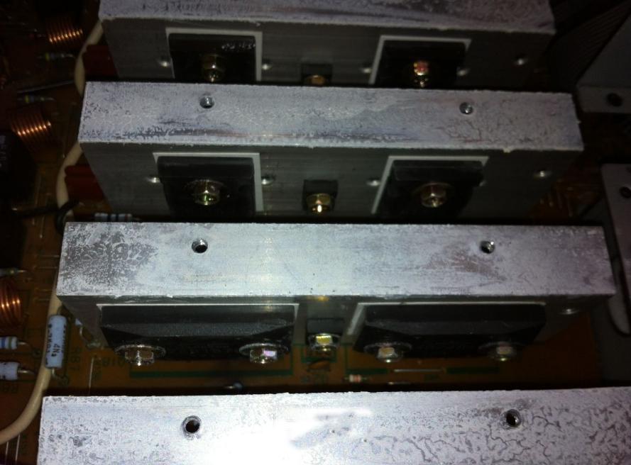 修一台建伍高端功放内部线路不亚于一台黑白电视机