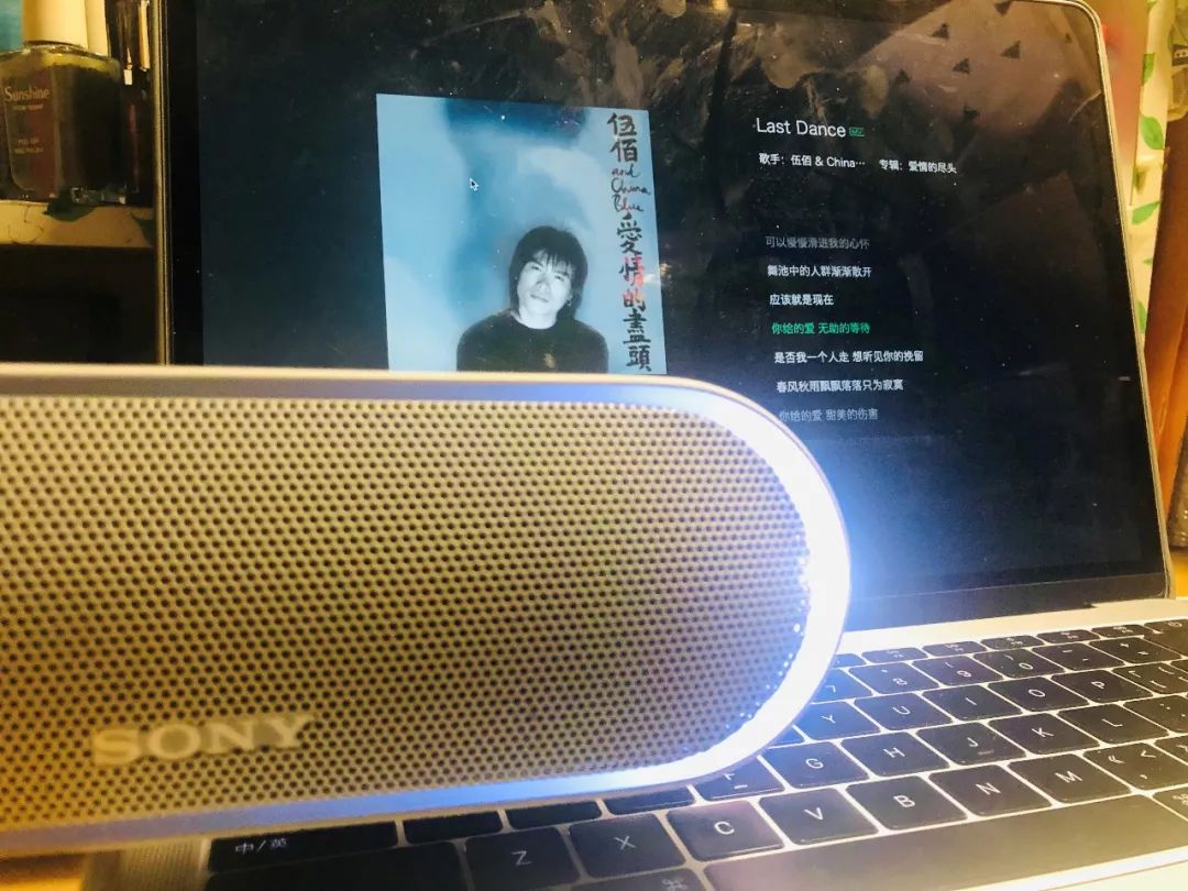 见物如面的下一句,见物如面下一句