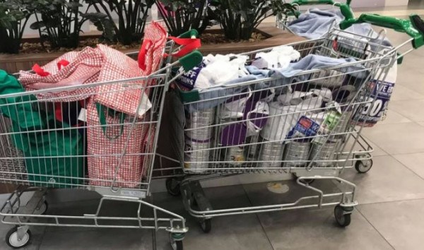 澳洲男子怒斥奶粉代购，称囤积奶粉行为“非常可耻”