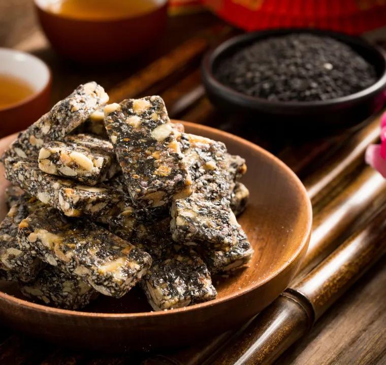 核桃炒黑芝麻能防脱发吗,黑芝麻能固发防脱吗