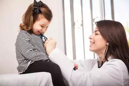 说话结巴矫正最简单方法,孩子说话口齿不清楚怎么纠正