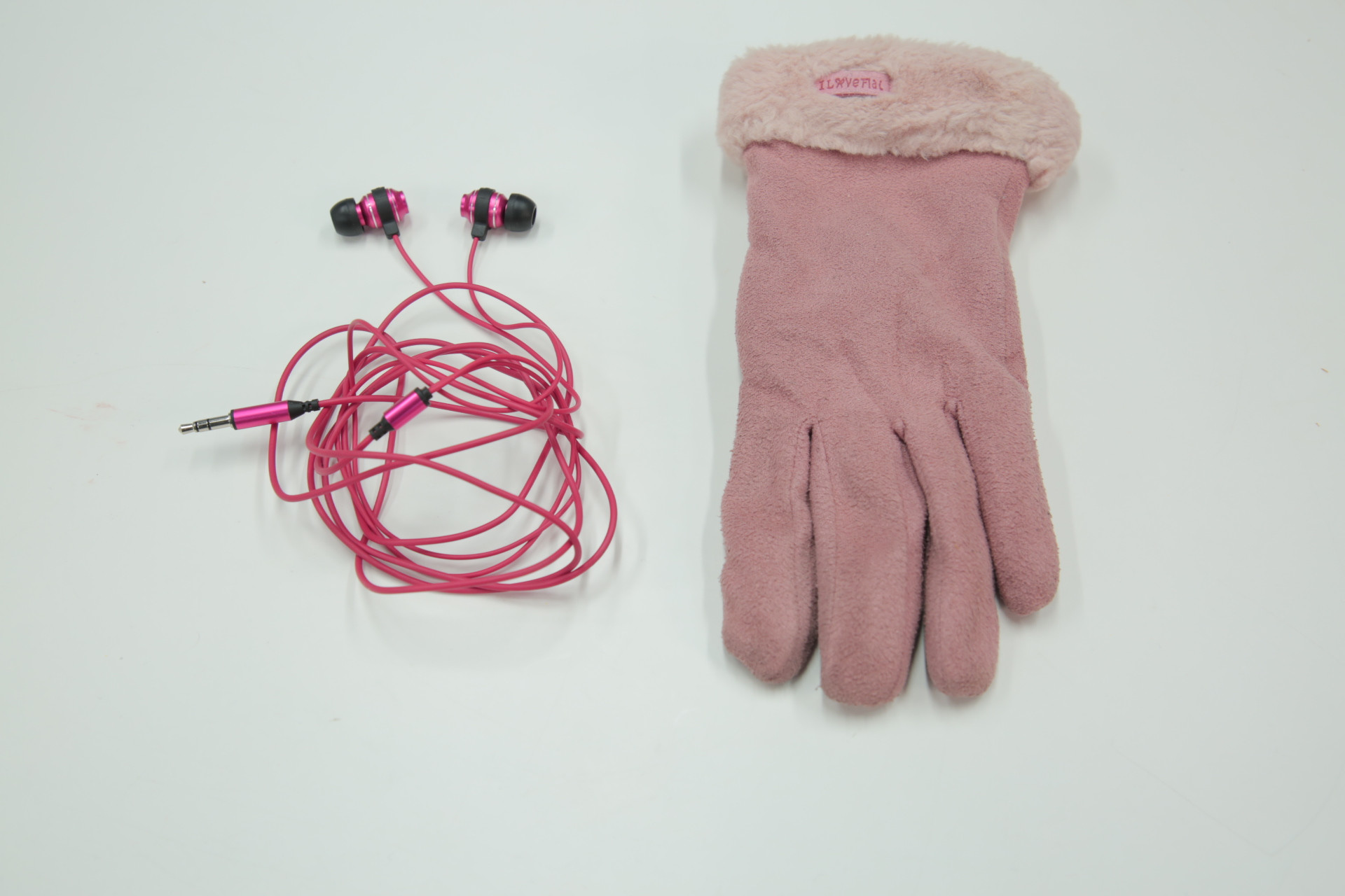 手机触摸屏手套什么原理,触屏手机专用手套原理