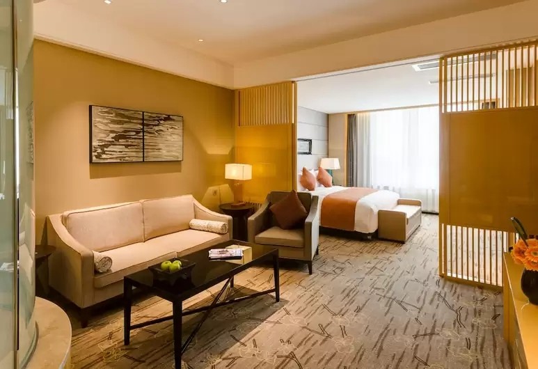 广州日航酒店附近好玩的地方,广州日航酒店是几星级