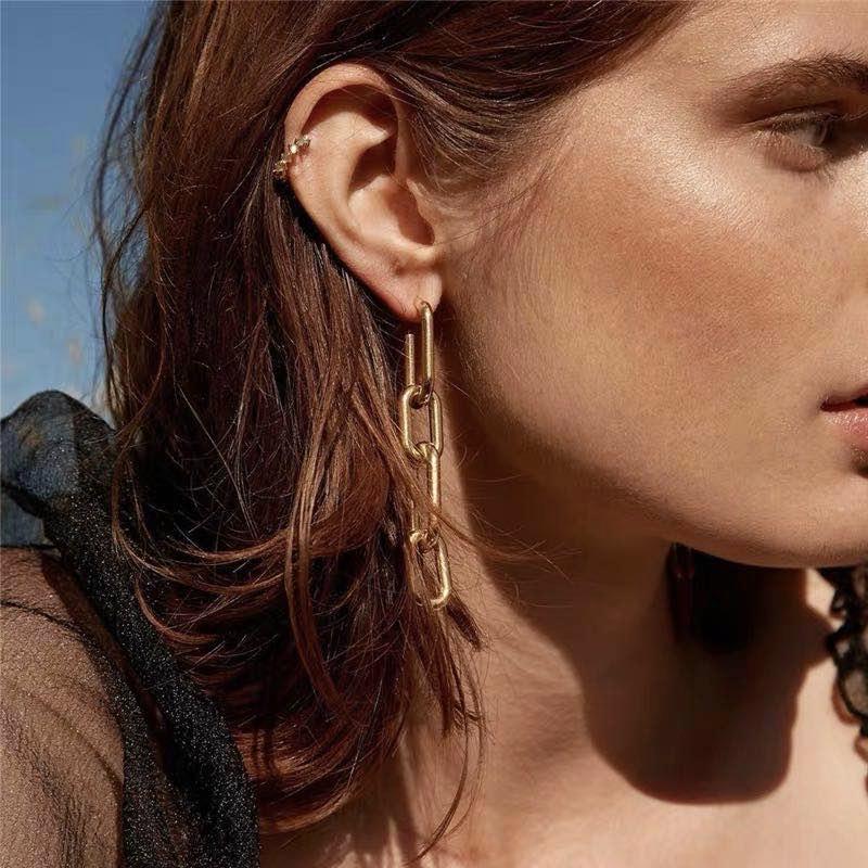 今年流行耳饰珍珠,今年流行耳饰洋气百搭