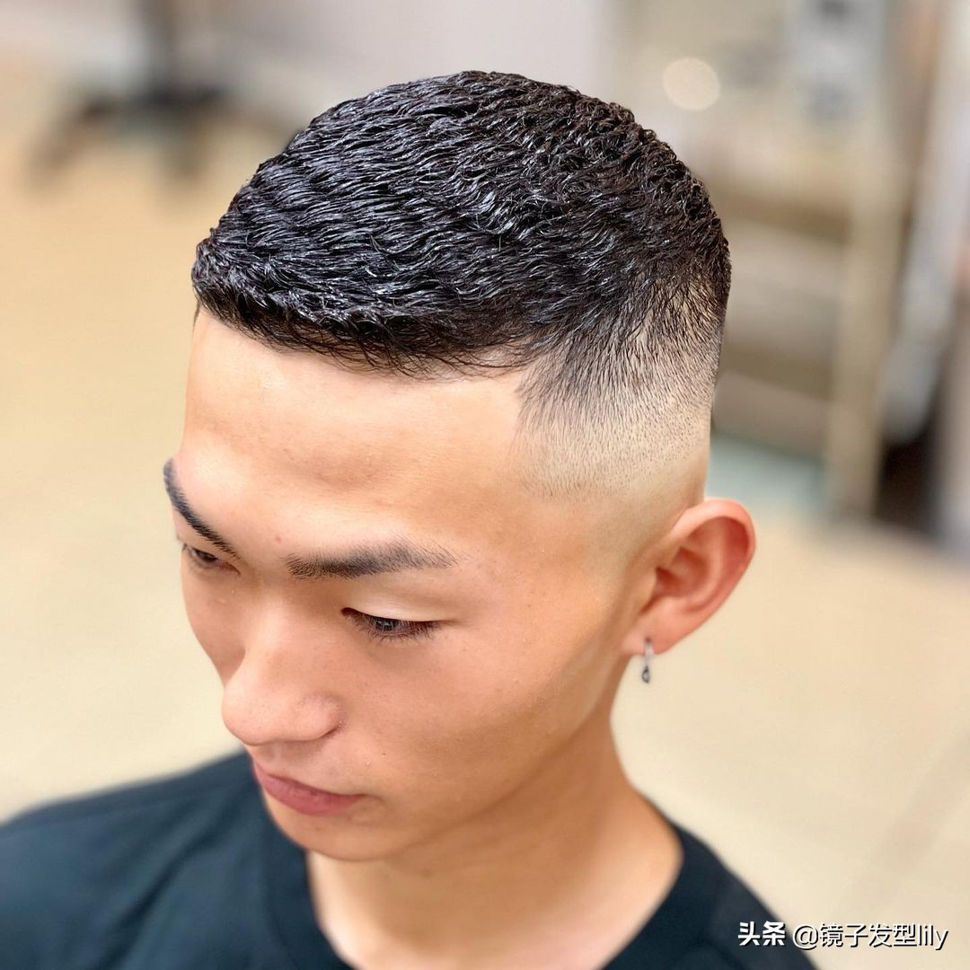 帅气两边铲发型图片短发,两侧头发铲短这样的发型你会剪吗