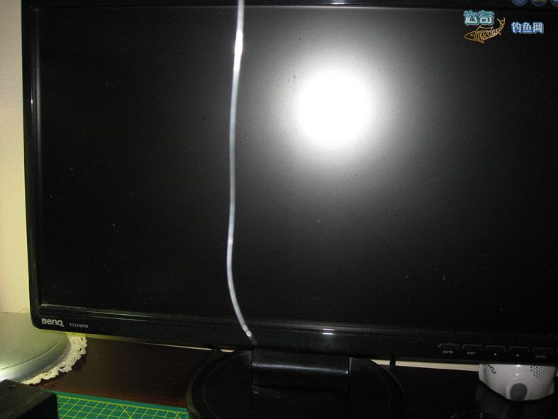 鱼钩手动绑钩器的使用方法,电动绑钩器怎么绑小鱼钩