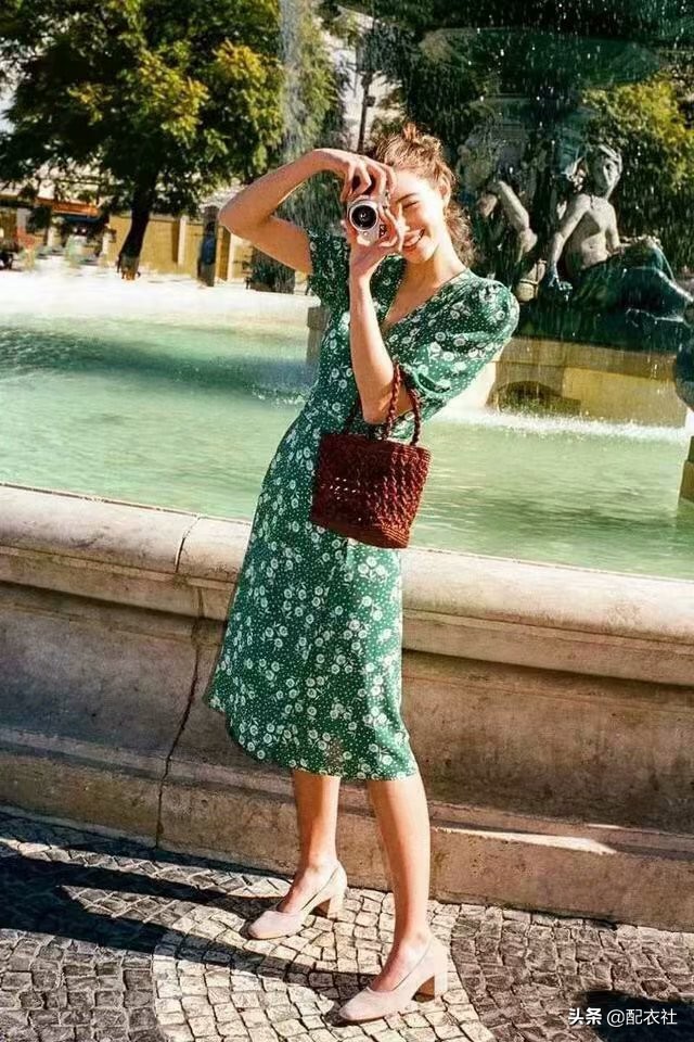 时尚洋气奶奶鞋 (高跟新款奶奶鞋舒适又好看)