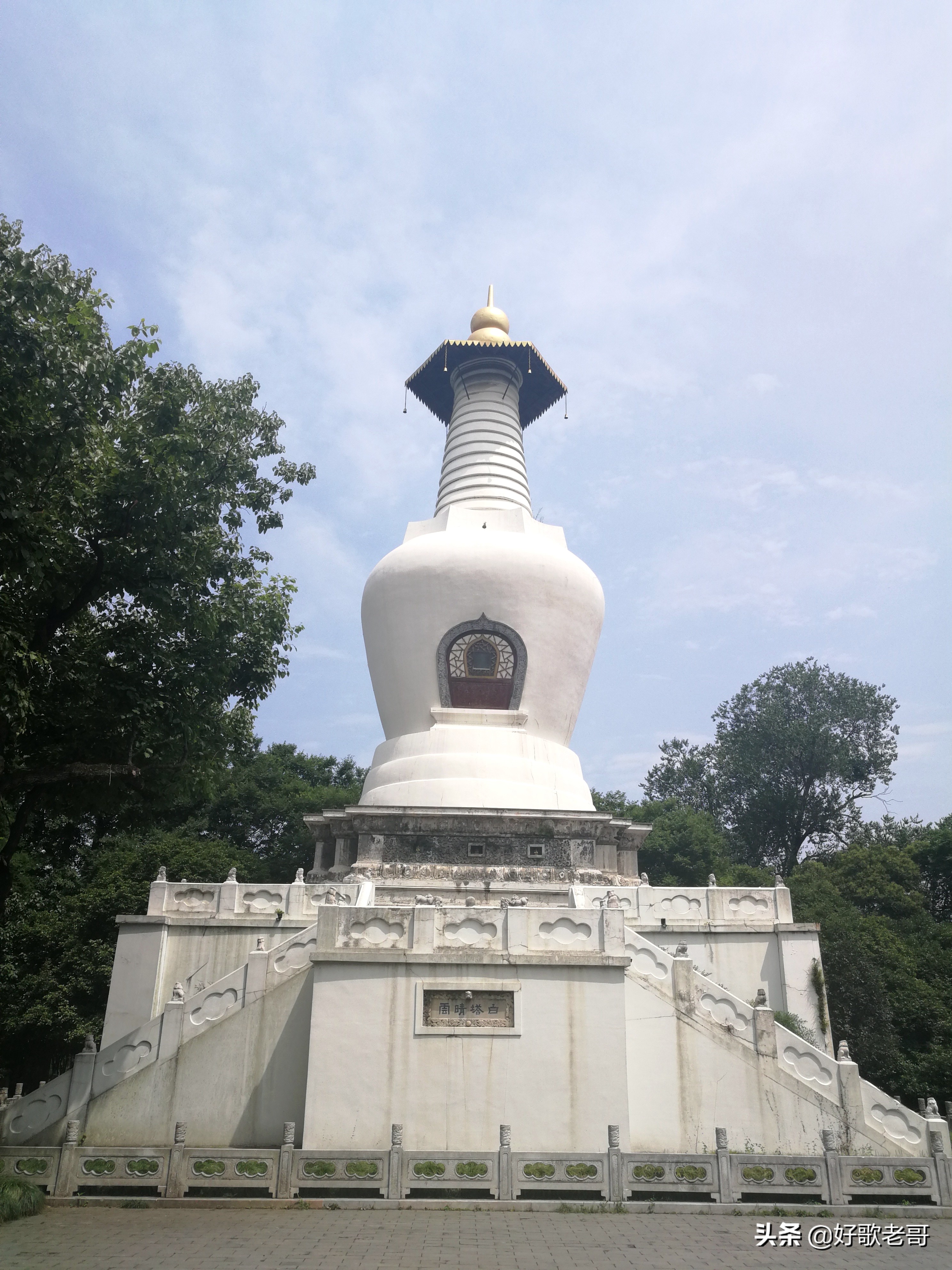 十里湖光,清澄缥碧,花木扶疏,连绵滴翠…瘦西湖游记