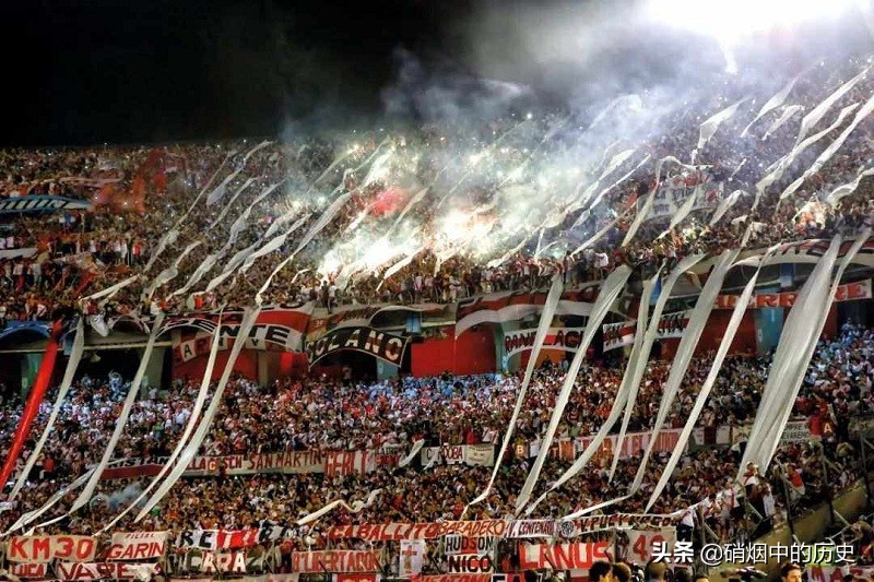 足球场上大规模冲突多人死亡,足球场上十大死亡惨案