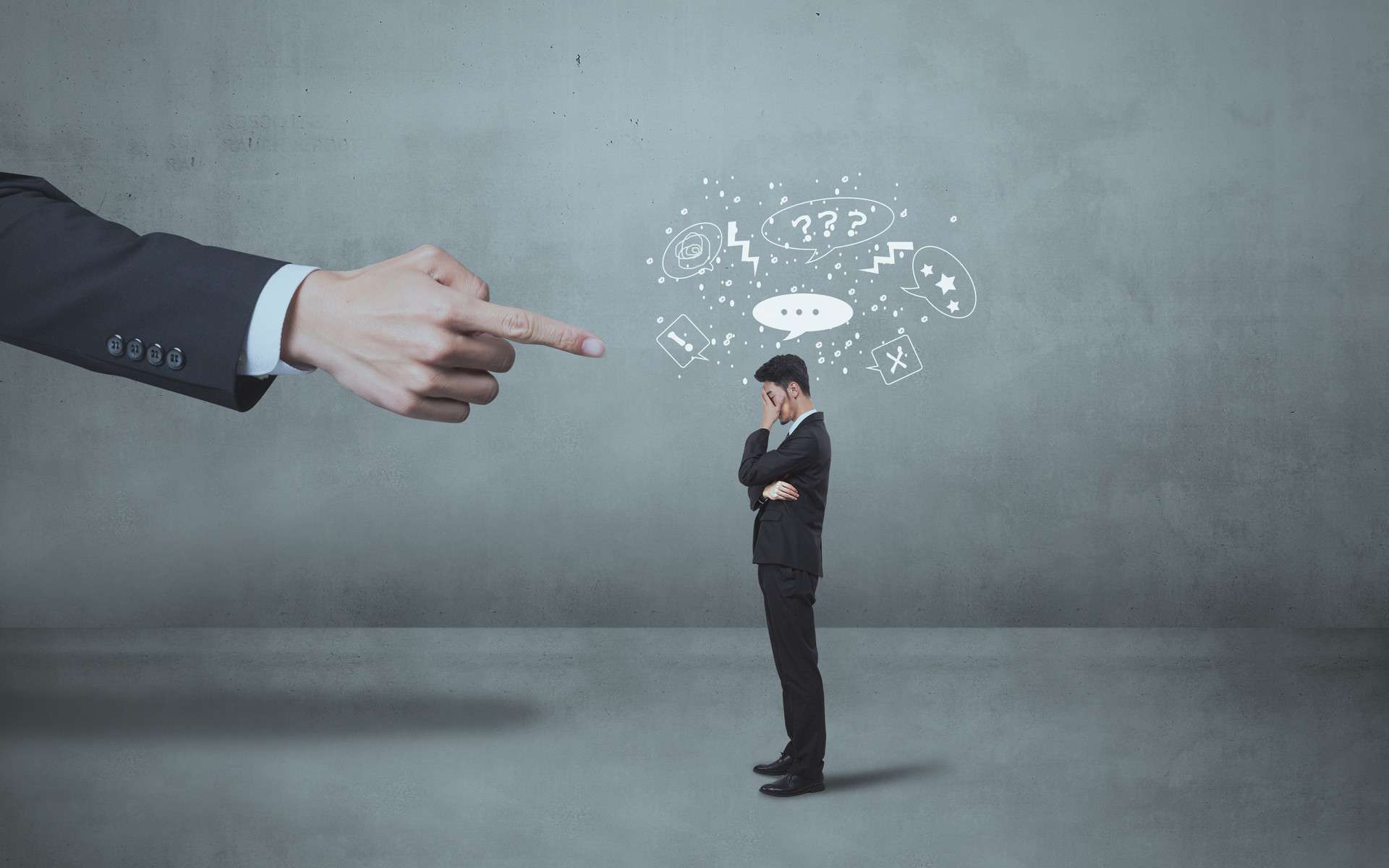 “老子上面有人！”，面对不服管理的“关系户”怎么办？捧杀他