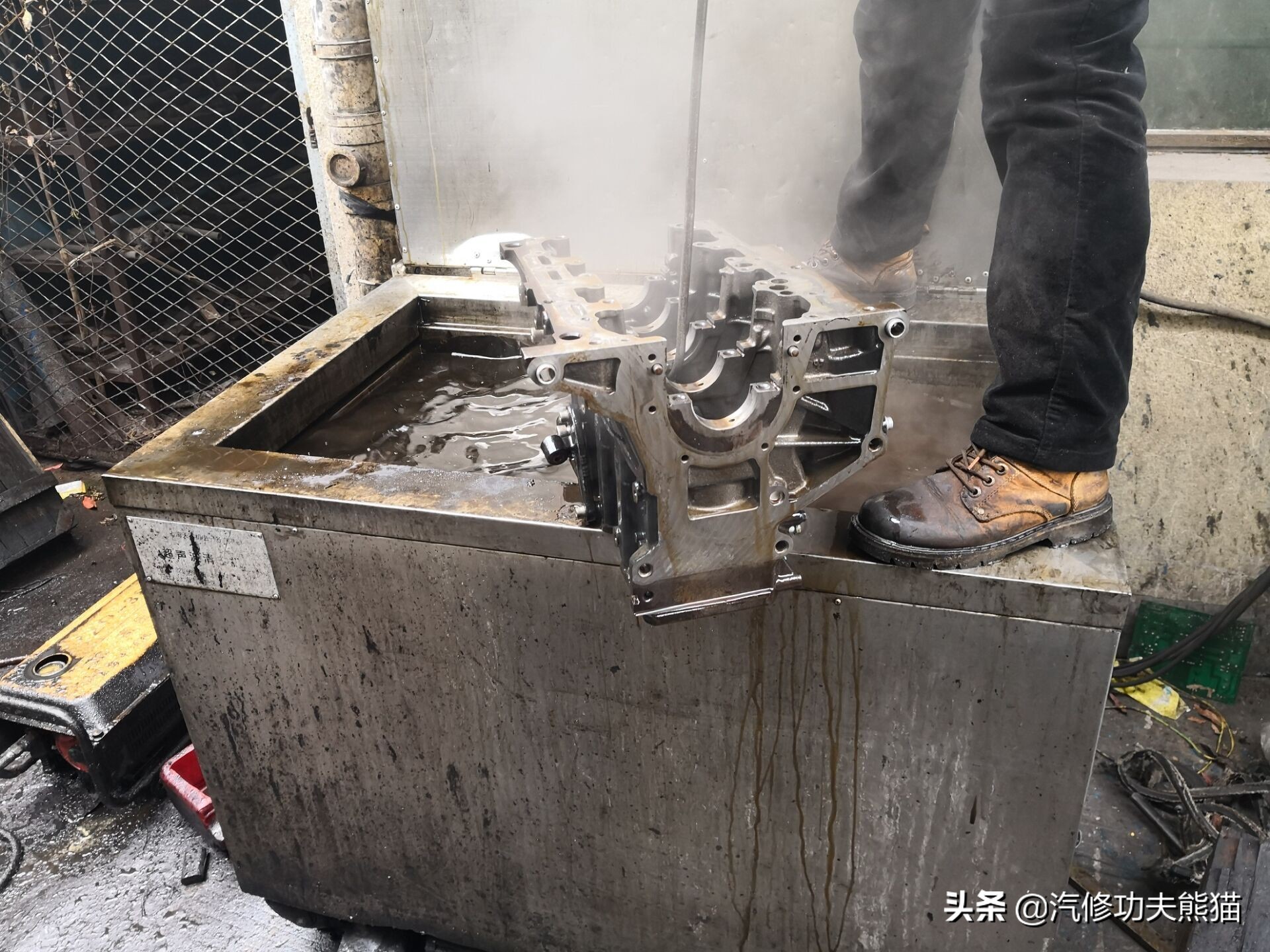 13年奥迪tts多少公里烧机油,奥迪tts急加速故障灯