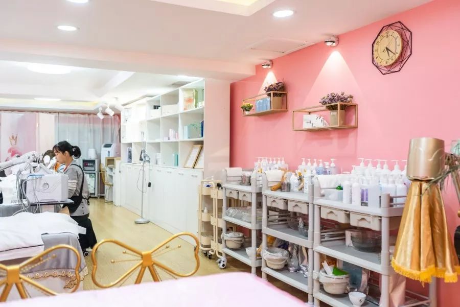 美甲ins风高级感美甲店,天津最火美甲店