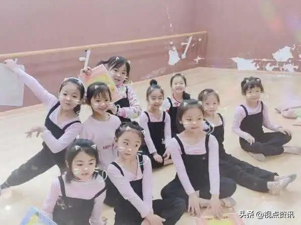 郑东新区康宁小学是不是重点,郑州市康宁小学社团