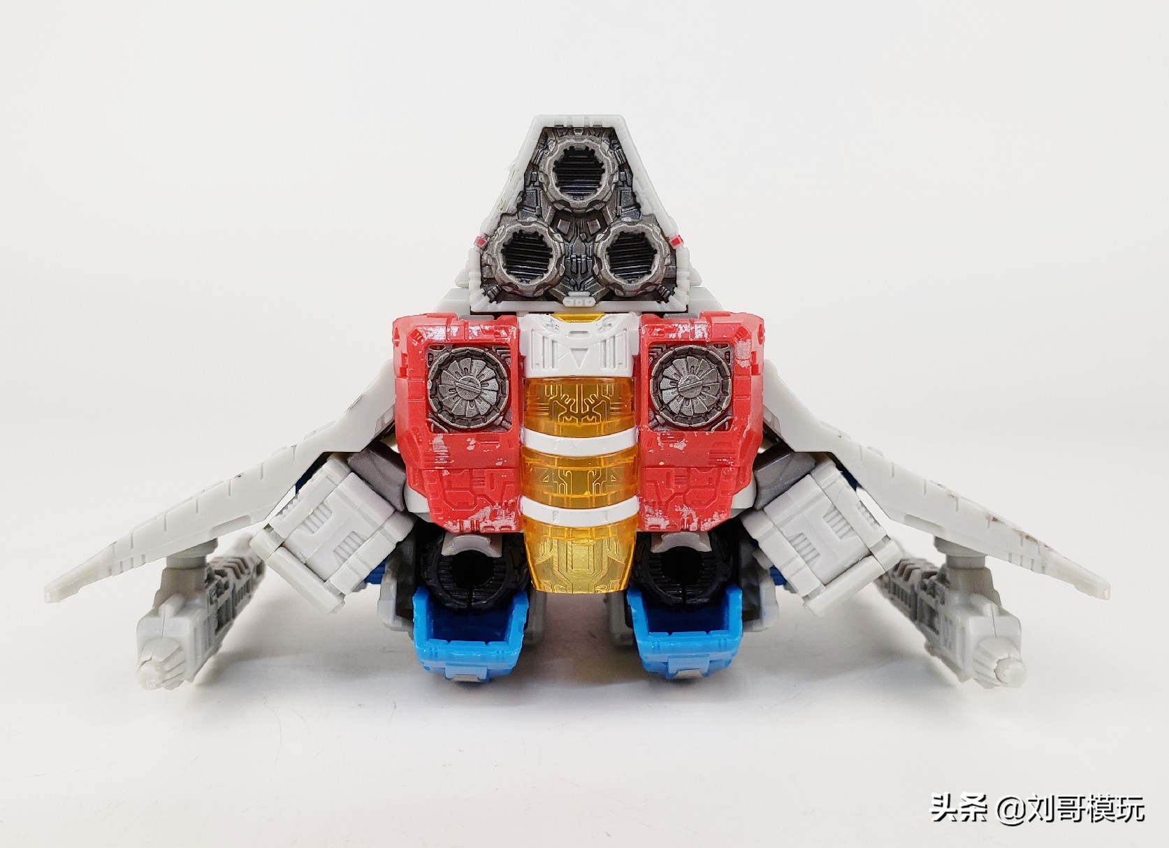 像变形金刚的玩具视频,盘点那些自动变形的变形金刚玩具