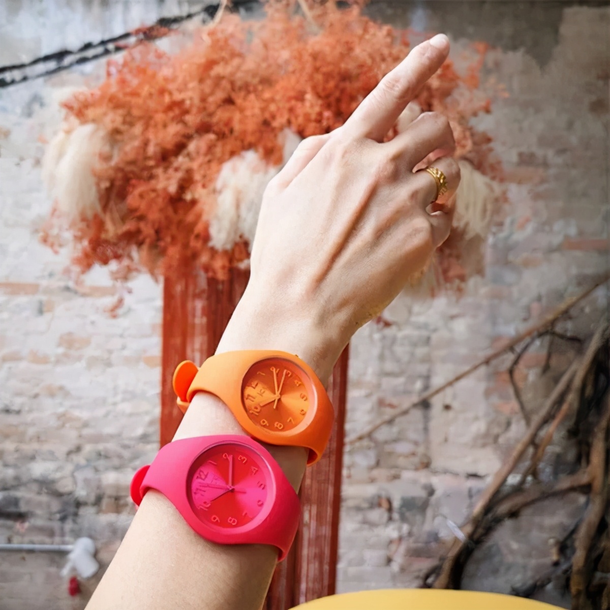 小众便宜手表女表100以内,十大惊艳的小众手表品牌