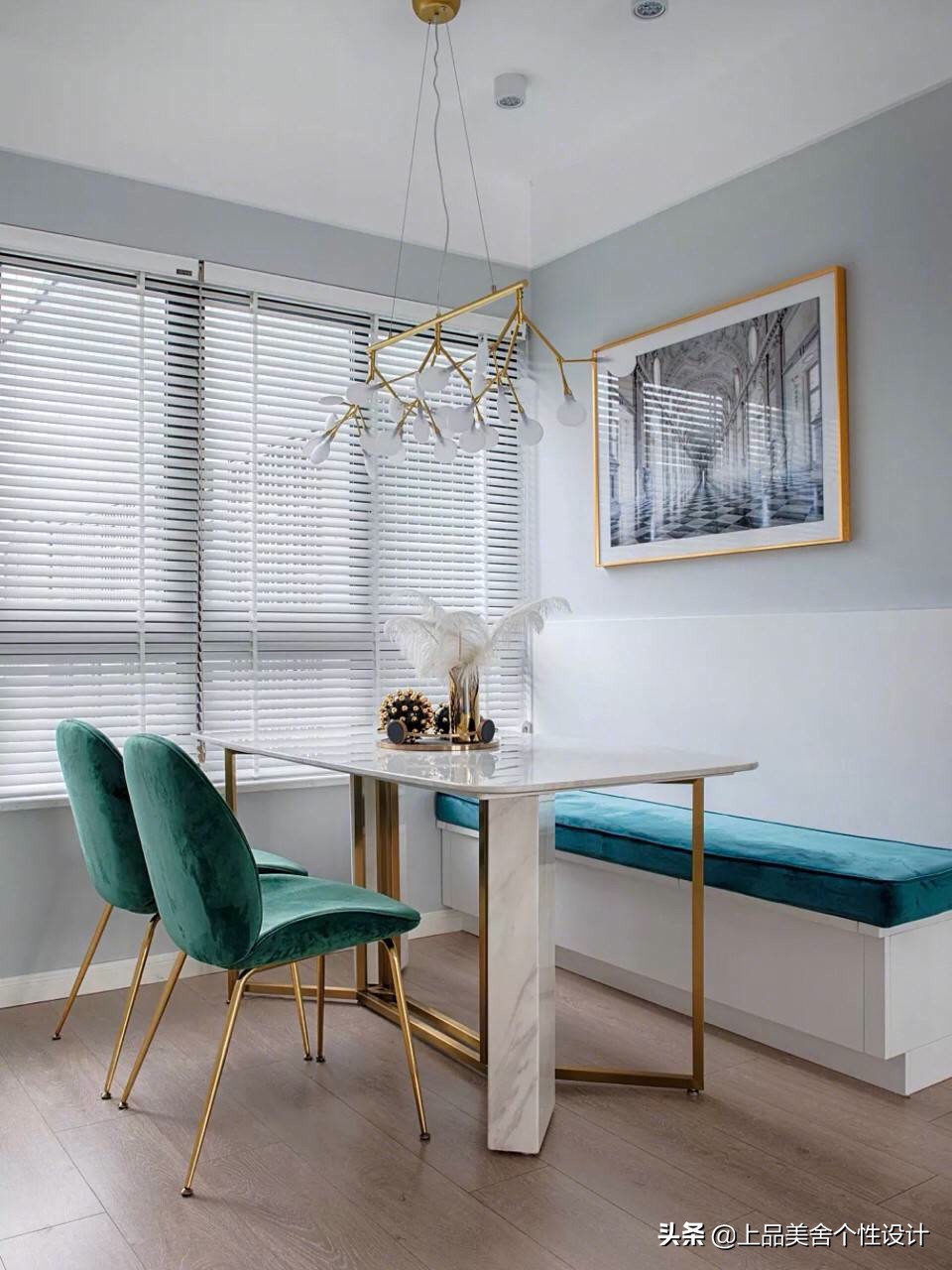 餐厅七字型卡座设计,高级感的餐厅卡座设计