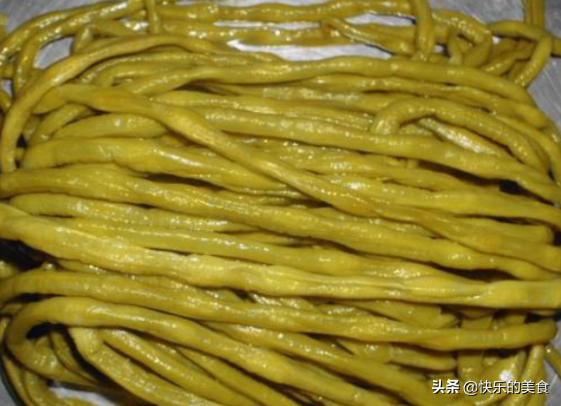 奶奶腌了50年的酸豆角公开秘方,腌制豆角怎么腌才好吃又不坏