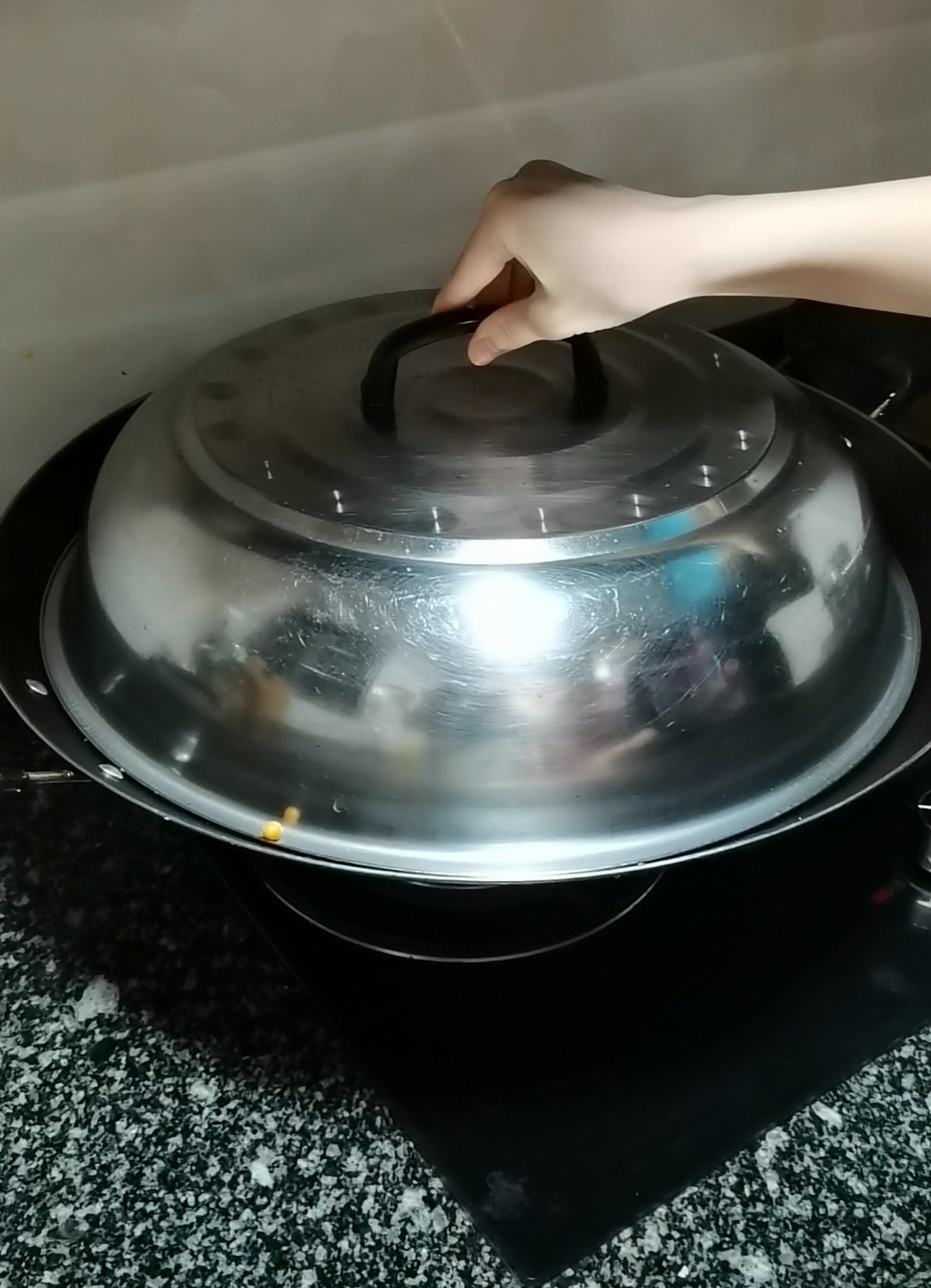 电影院的爆米花应该怎么做,电影院一桶爆米花随便装