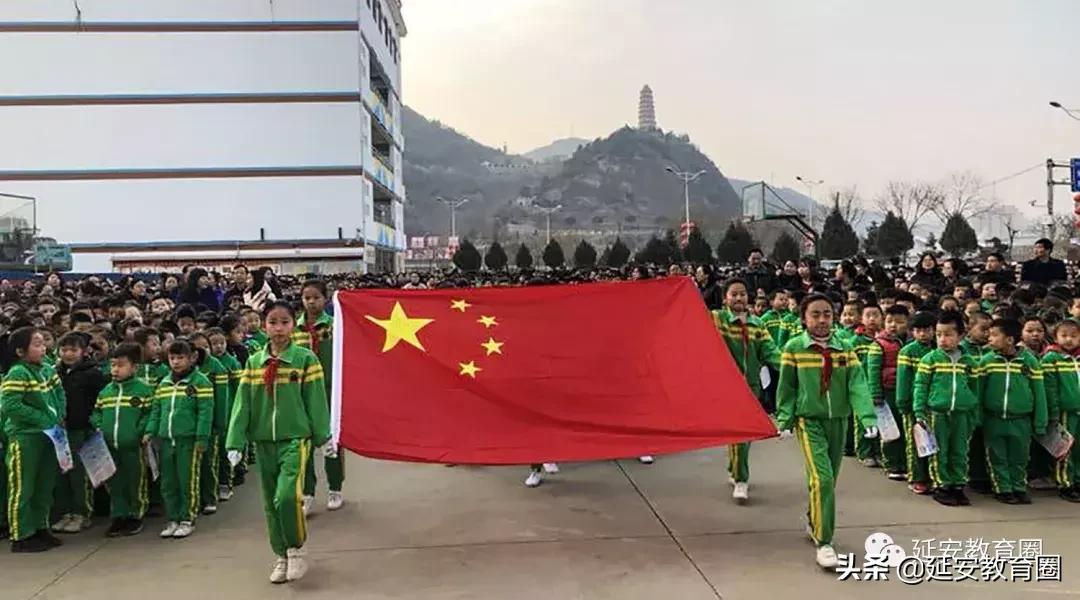 开学第一课第一个出场的是谁,开学第一课