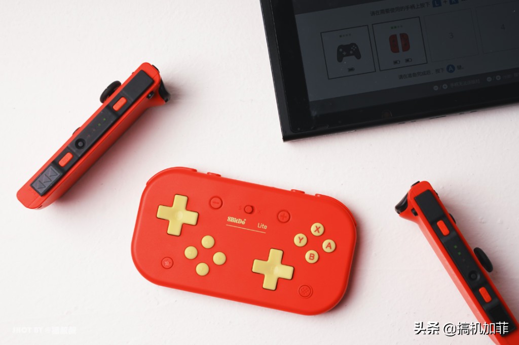 不简单限量版,八位堂lite蓝牙手柄