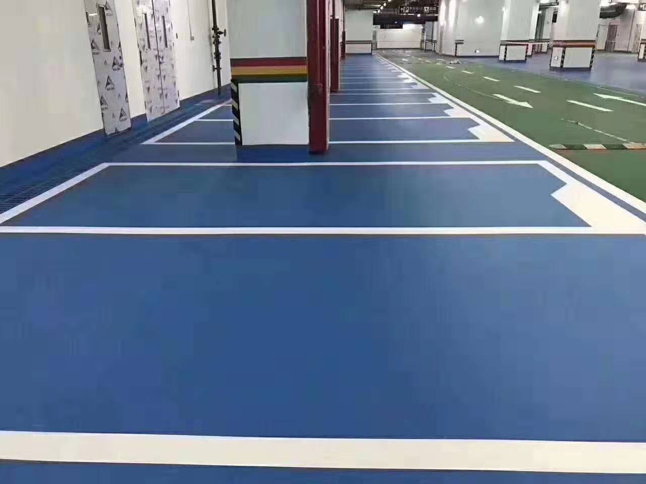 秀外慧中霞之大者东莞市鑫彪实业投资有限公司总经理程秀霞