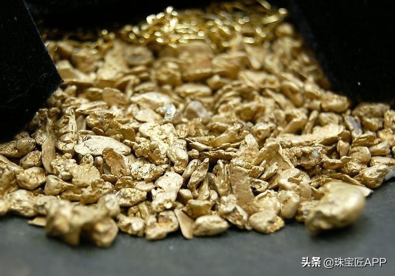 为什么有些人戴k金会过敏,k金为什么戴了会过敏