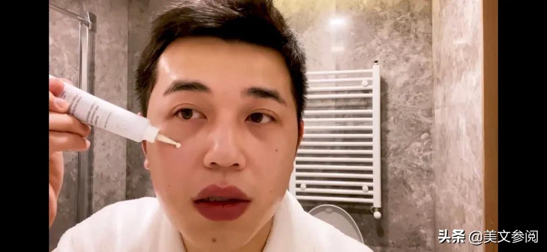 李佳琦和小助理在一起吗,李佳琦和小助理相爱相杀