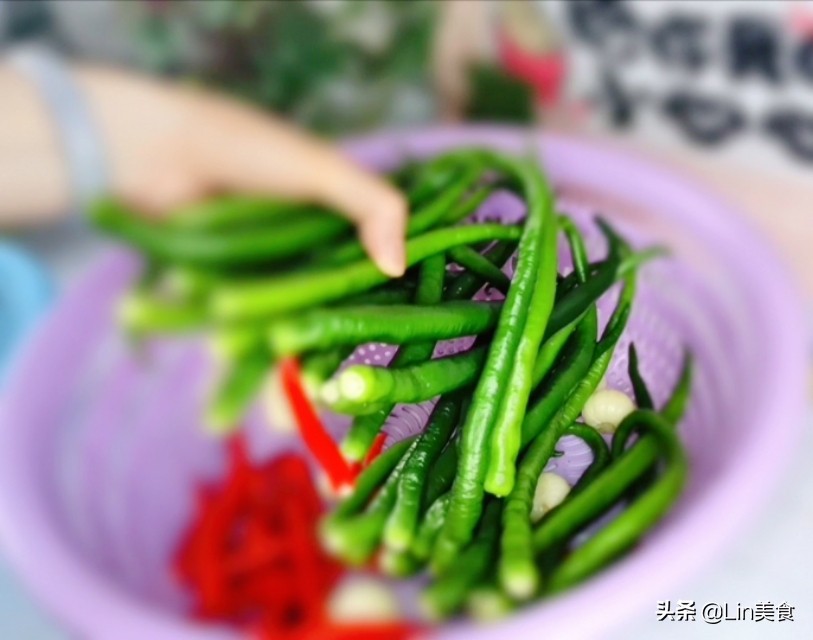 蒜蓉剁椒酱拌饭拌面,正宗剁椒拌饭酱的制作方法