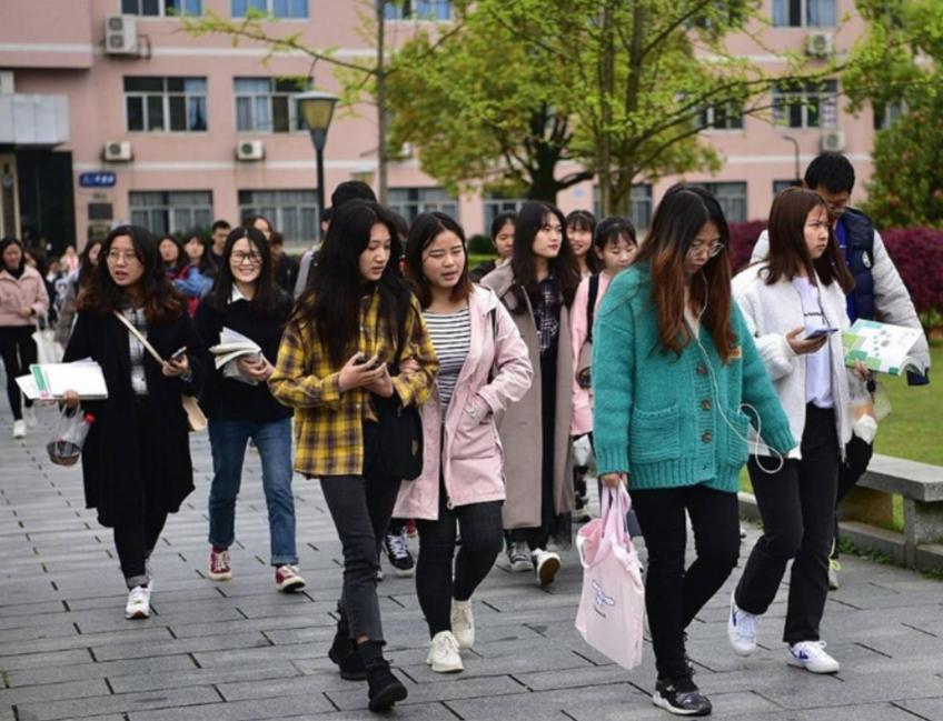 明星扎堆的伯克利是不是野鸡大学,明星扎堆的伯克利是美国大专吗