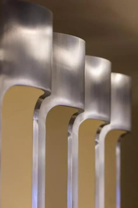 寰峰潥璁捐,寰峰潥璁捐鐗圭偣