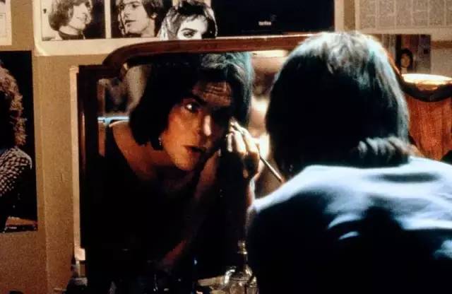 蝙蝠侠贝尔经典视频,蝙蝠侠贝尔新电影