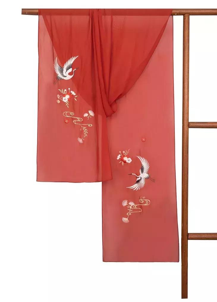 春夏秋冬四时歌，四时常映彩舟行！