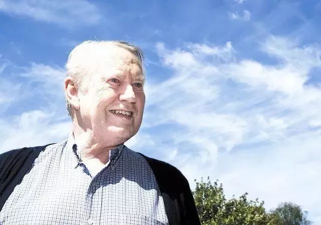 戴15美元手表,戴15块钱的手表