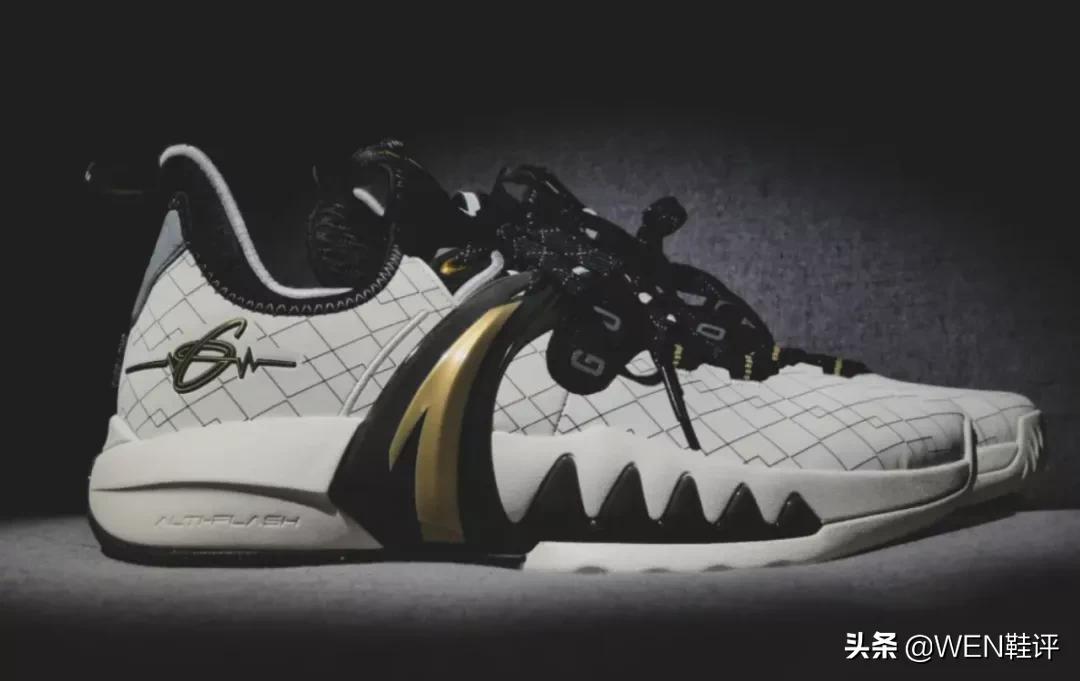 苦等5年终于发售的球鞋支线！CJ-SILENCER你如何评价？
