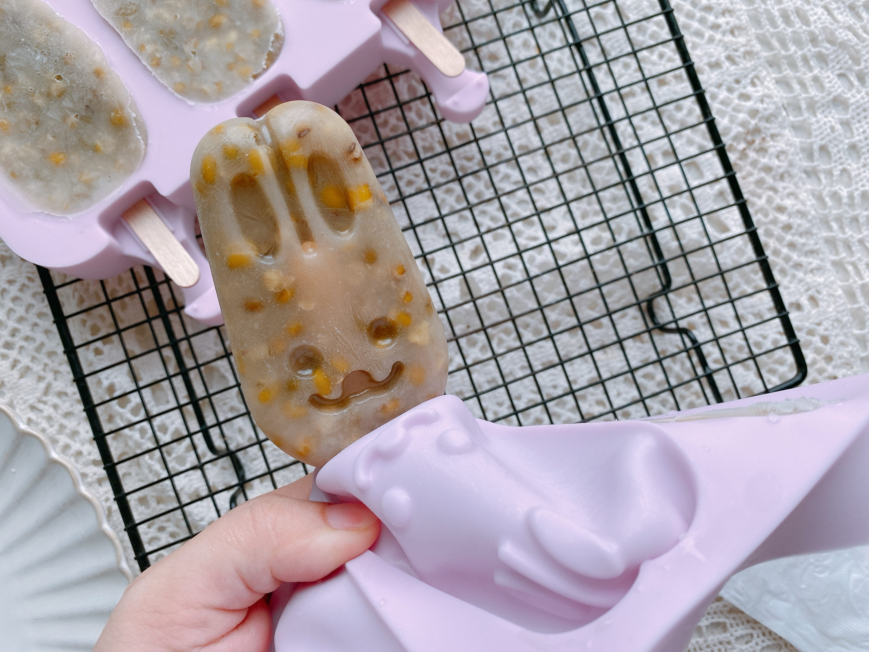 夏日必备自制绿豆雪糕饮品,绿豆雪糕在家怎么做