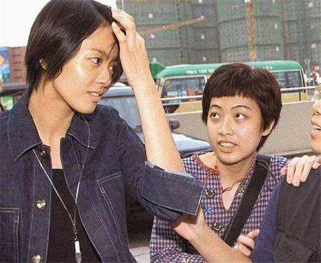 香港娱乐圈故事合集,香港娱乐圈的爱恨情仇故事