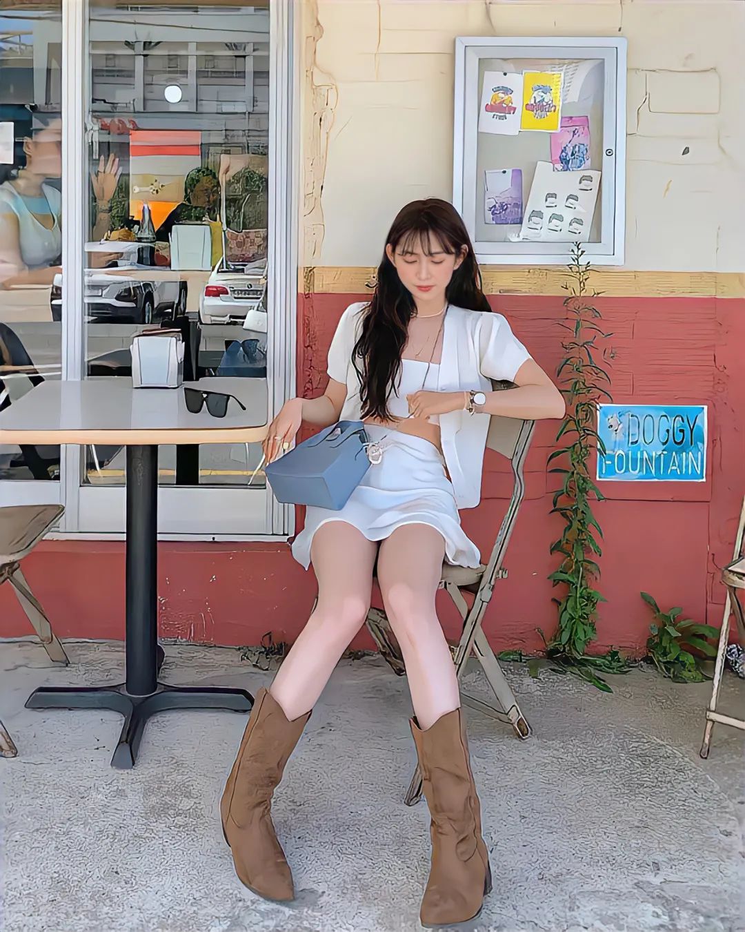 胖mm粗腿马丁靴冬季加绒羊羔绒,今年最火的中筒靴粗腿圆头马丁靴