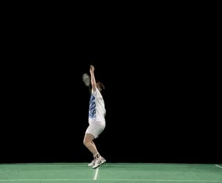 羽毛球高远球的打法和技巧,羽毛球高远球有多重要