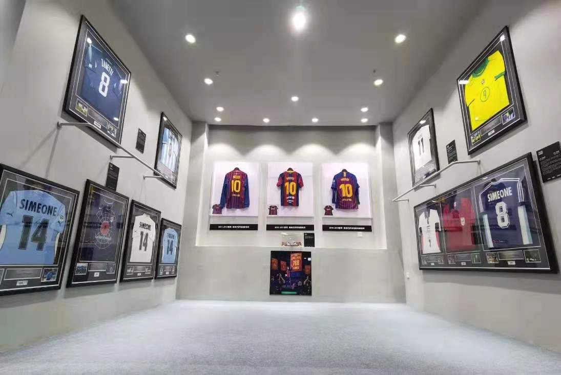 超级巨星球衣,球星球鞋展示