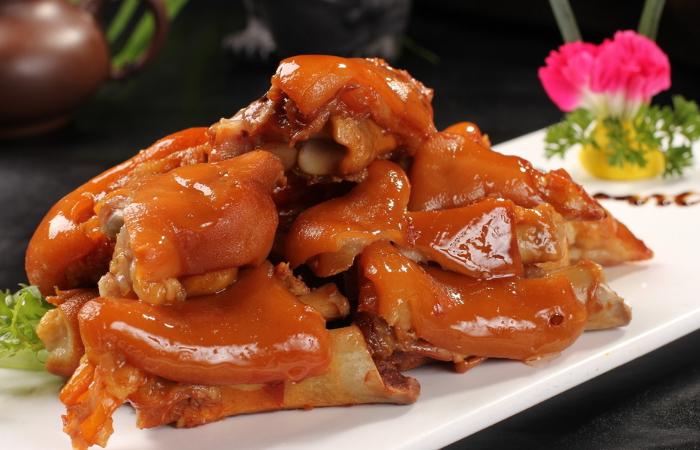 酱香猪蹄北方人的最爱,酱香猪蹄好吃无腥味