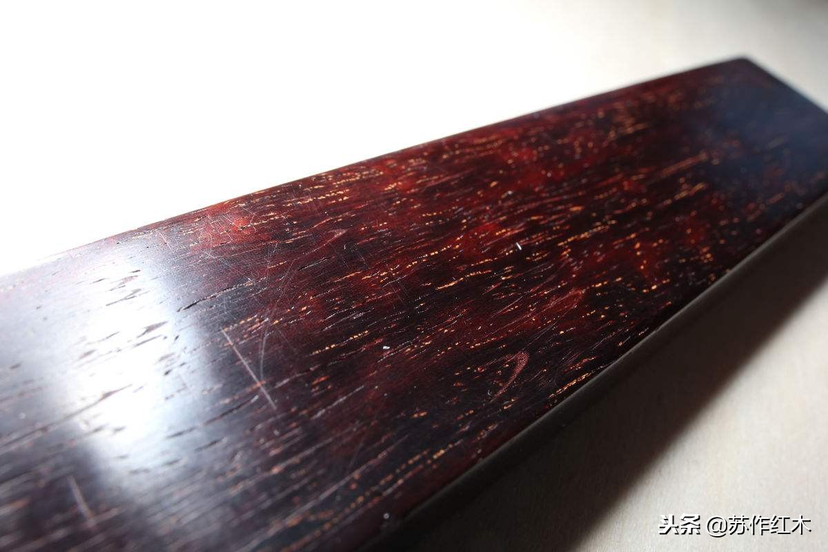 小叶紫檀和非洲血檀热处理材尺寸稳定性及抽提物研究