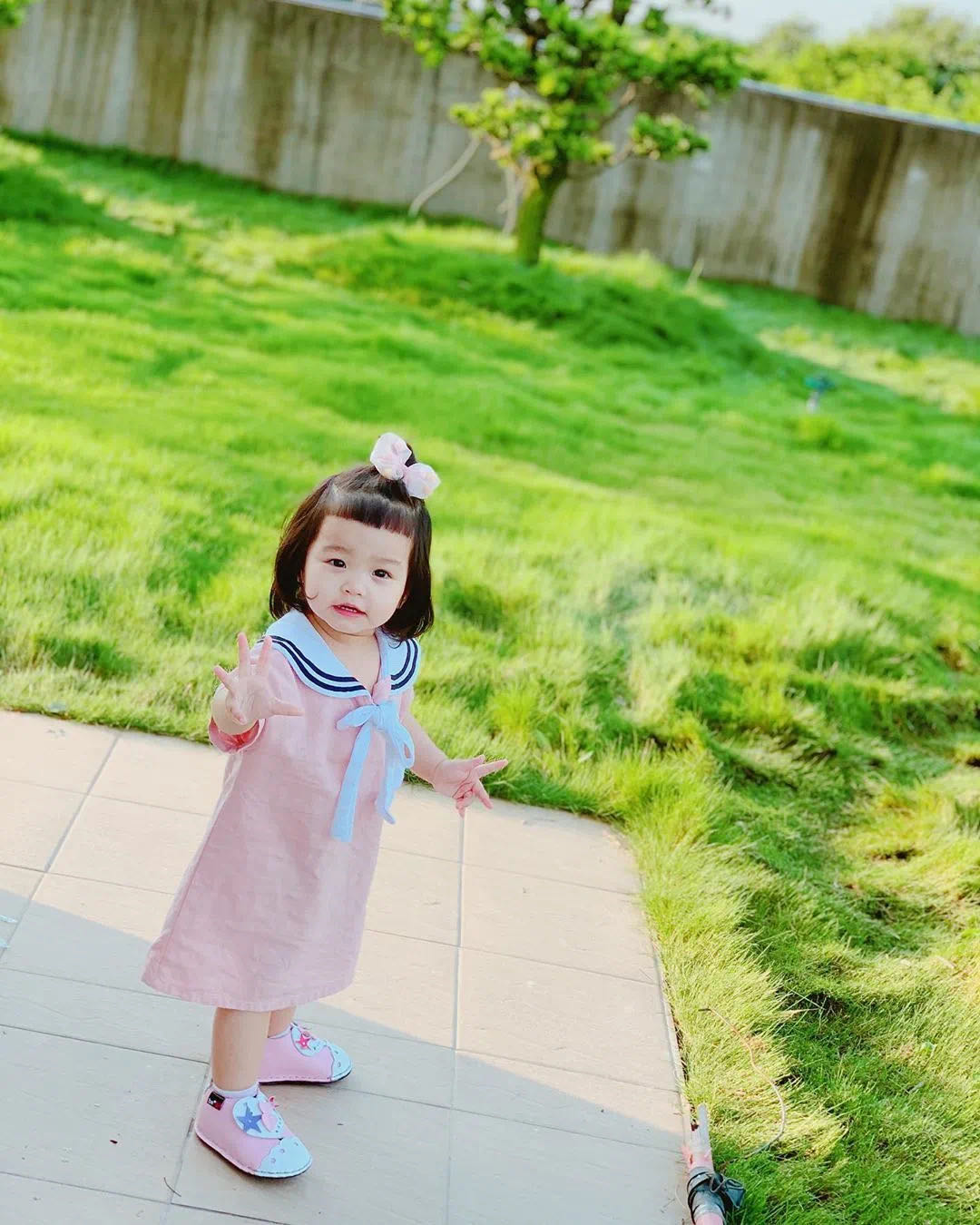 女宝理什么发型可爱,适合婴儿女宝的发型